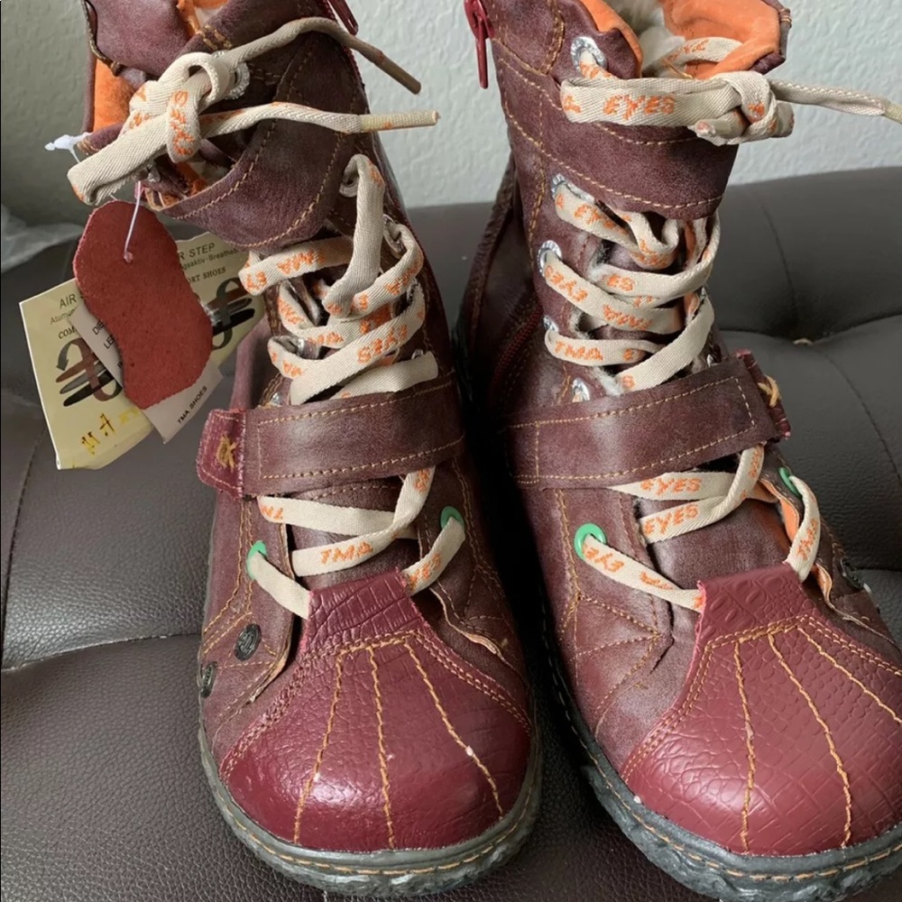 TMA EYES Burgundy Washed Strap-Accent Leather Boot